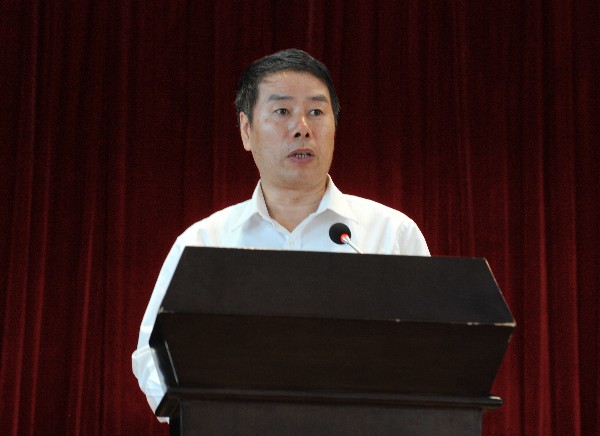 申世刚